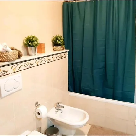 Downtown-guesthouse Guest house